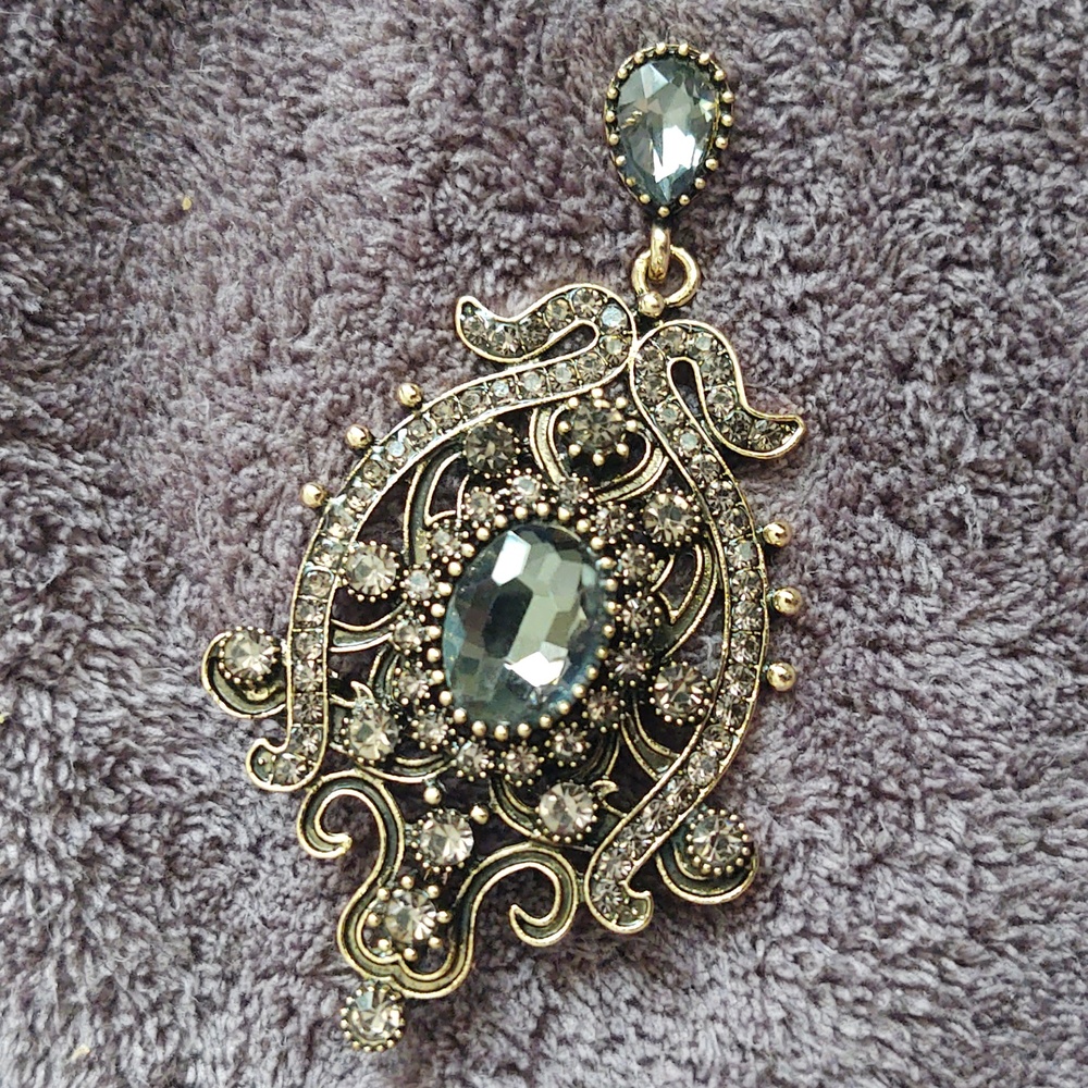 Smokey Rhinestone Medallion Brooch - Picture 2 of 4